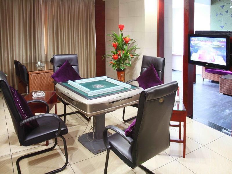 Huangma Holiday Hotel Хайкоу Екстериор снимка