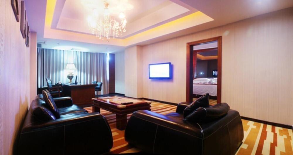 Huangma Holiday Hotel Хайкоу Екстериор снимка