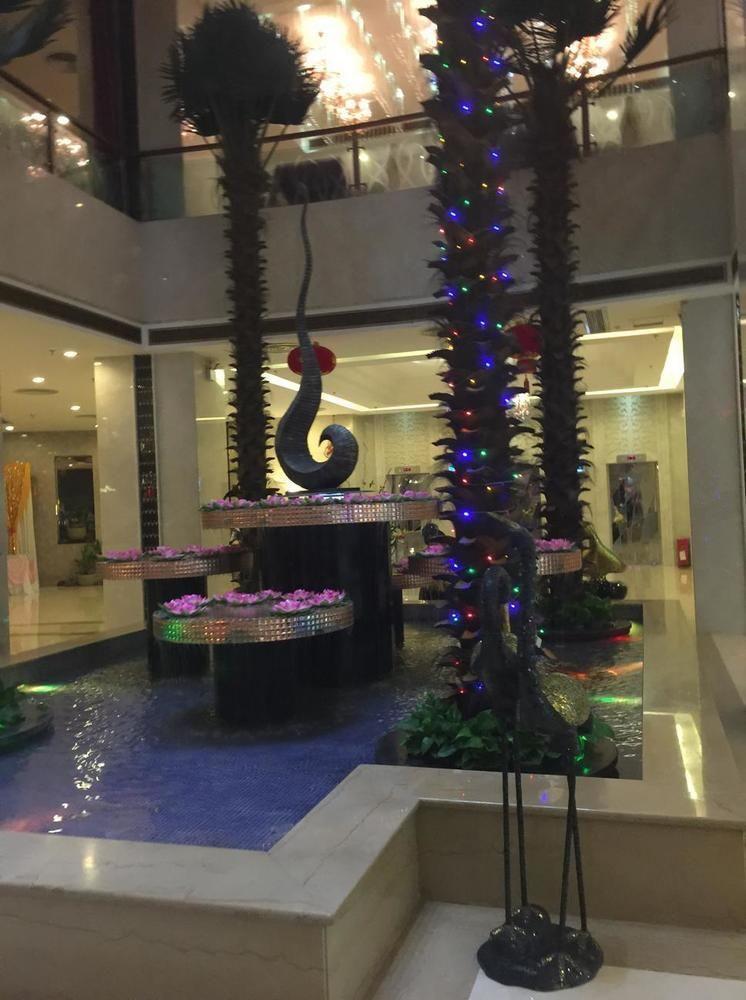 Huangma Holiday Hotel Хайкоу Екстериор снимка