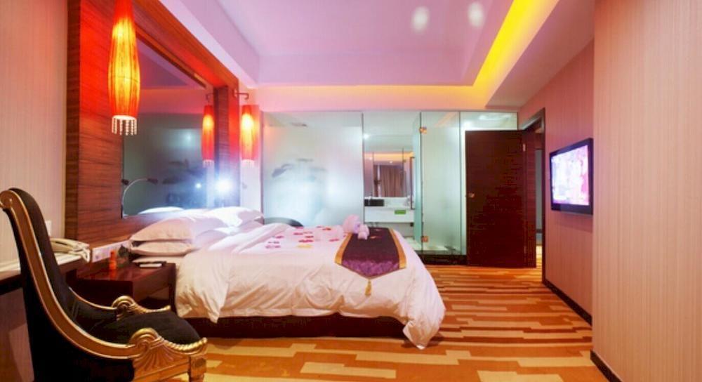 Huangma Holiday Hotel Хайкоу Екстериор снимка