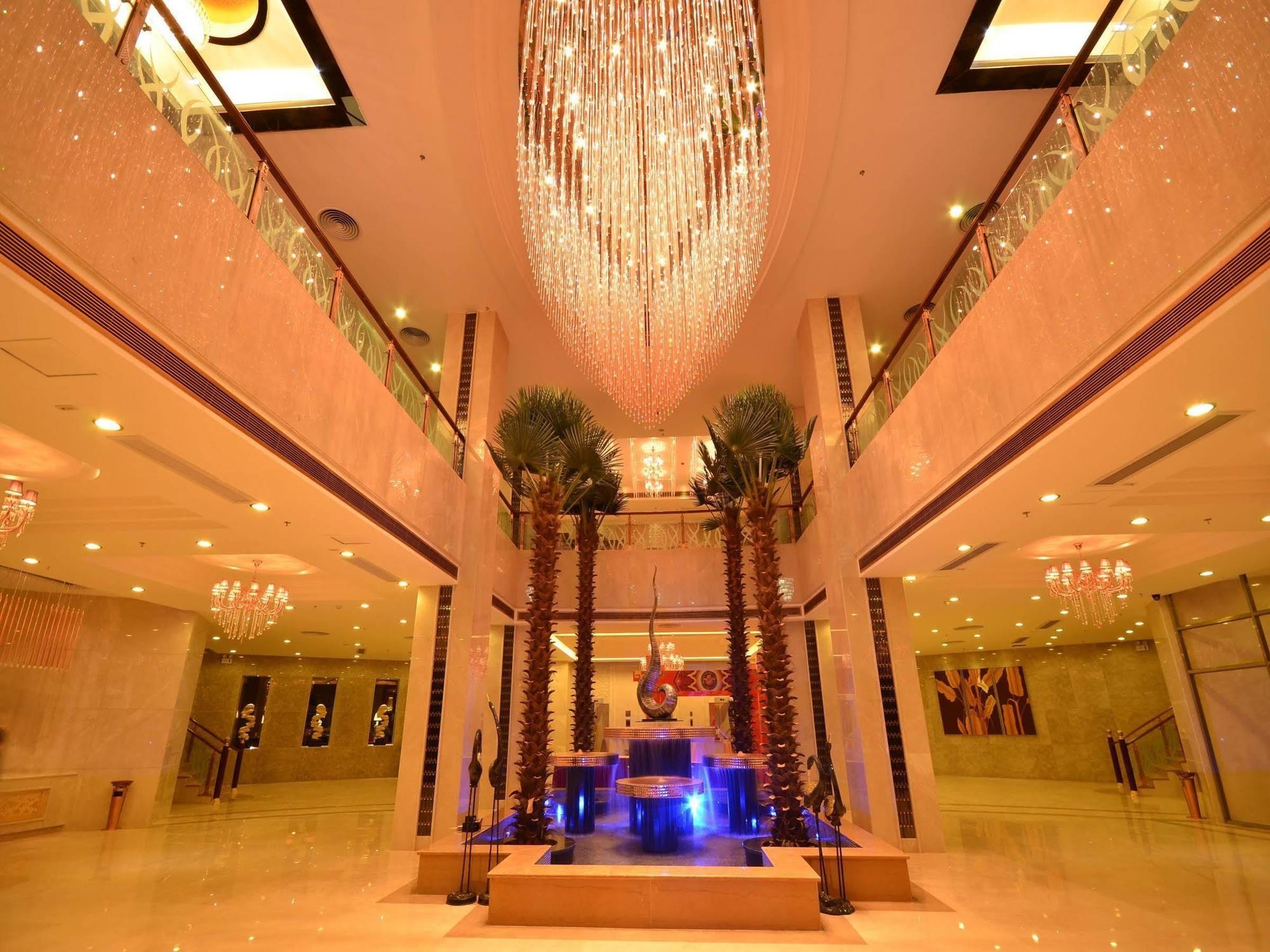 Huangma Holiday Hotel Хайкоу Екстериор снимка